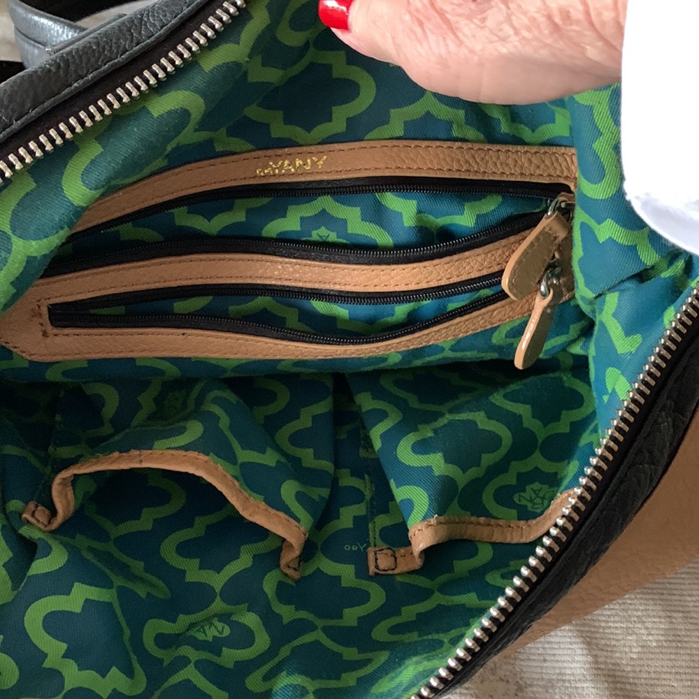 Leather back pack - Picture 15 of 15